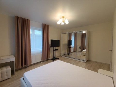 2-к квартира, 2/3 эт., 54м²